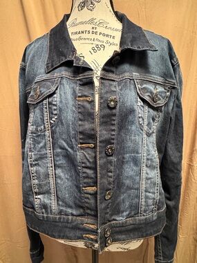 Classic Women's Dark Blue Denim Jacket